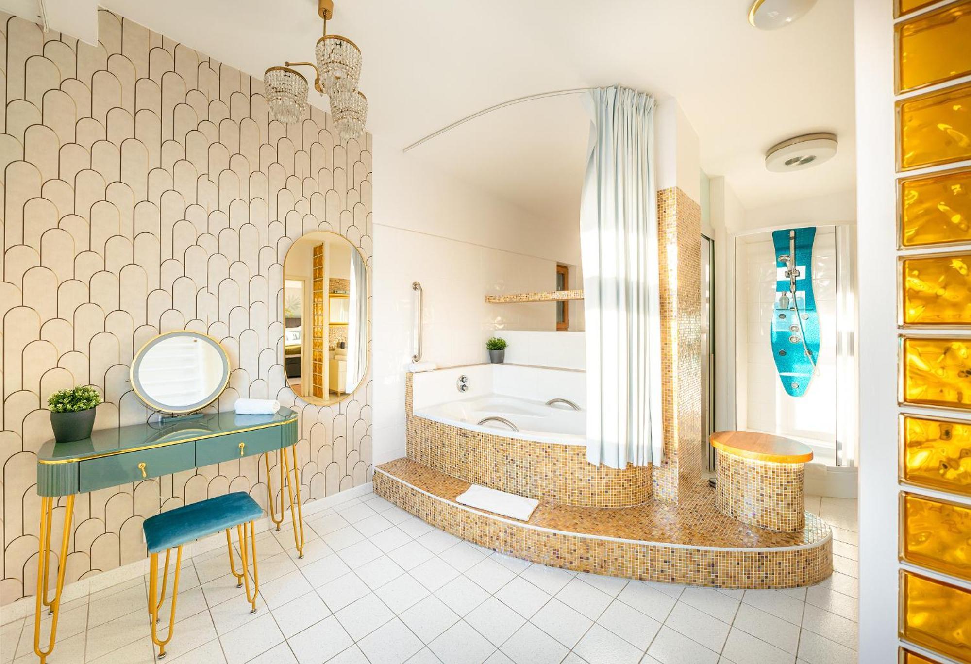 A/c Lux Rooftop 6br+3.5bath Wenceslas Square Apartment Prague